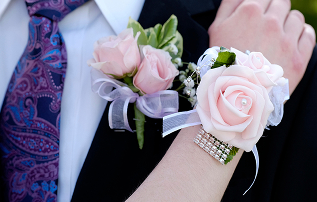Tips For New Collocation Of Corsage